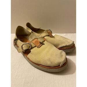 Satorisan Benirras  Sz 39 / US8.5 Portugal Raw Edge Leather Sandal‎ Yellow